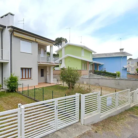 Apartman Pleasant In With Balcony *