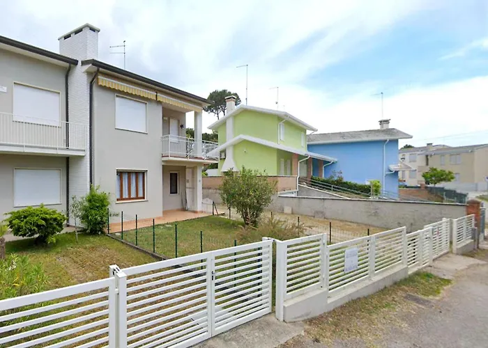 Apartman Pleasant In With Balcony *