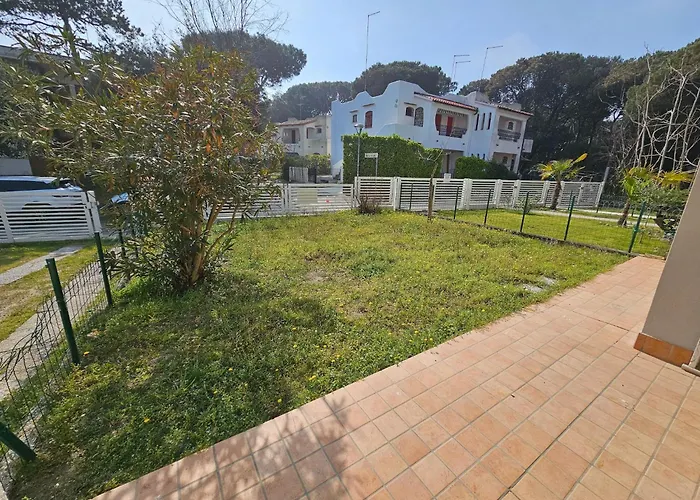 Pleasant In With Balcony Apartman *